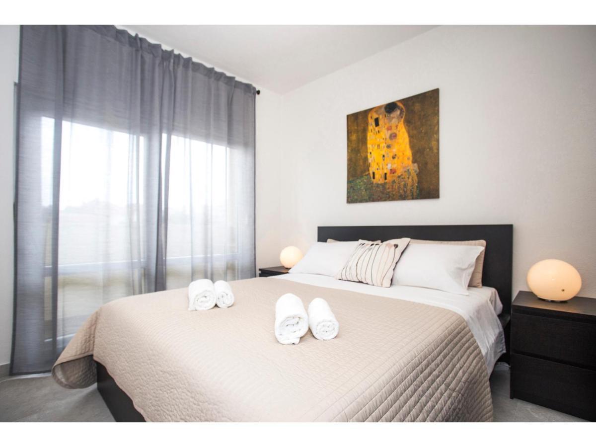 Olive Tree Apartments سبليت المظهر الخارجي الصورة